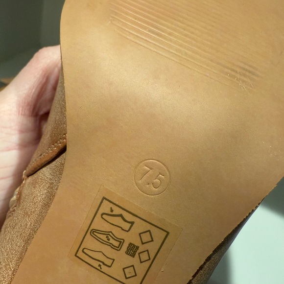 Tan and Silver Heeled Boots with Square Toe - Picture 5 of 5
